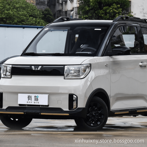 Popular Pure Electric Sports Automatic wuling mini EV 2023 Flagship New Energy Vehicle